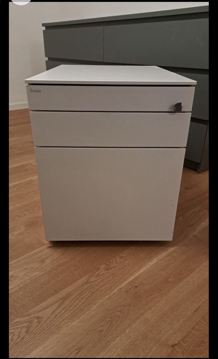 Contenitori edile: Büromöbel - Rollcontainer – Usato da Bischofszell venduto da amandaaurora_26