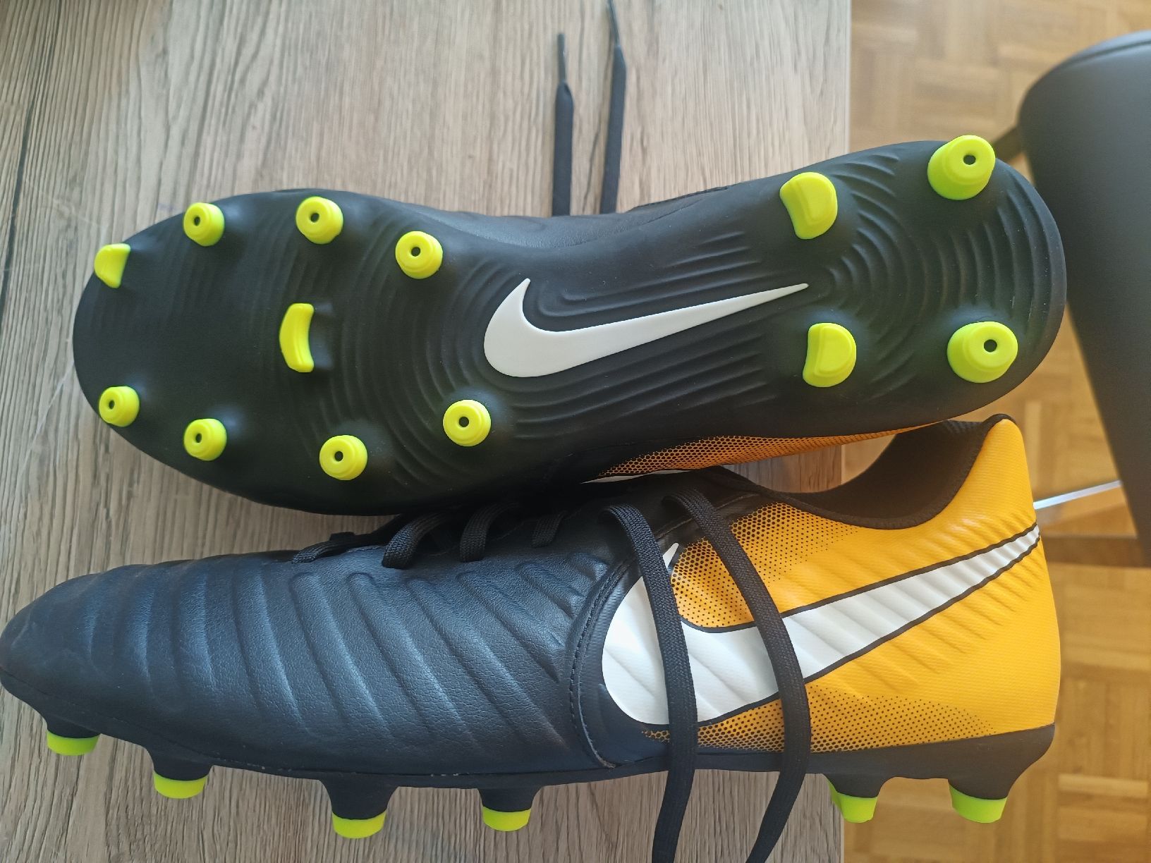 Nike Chaussures hommes: Fussball-Schuhe – Neuf (Voir description) à Therwil par Lali1921