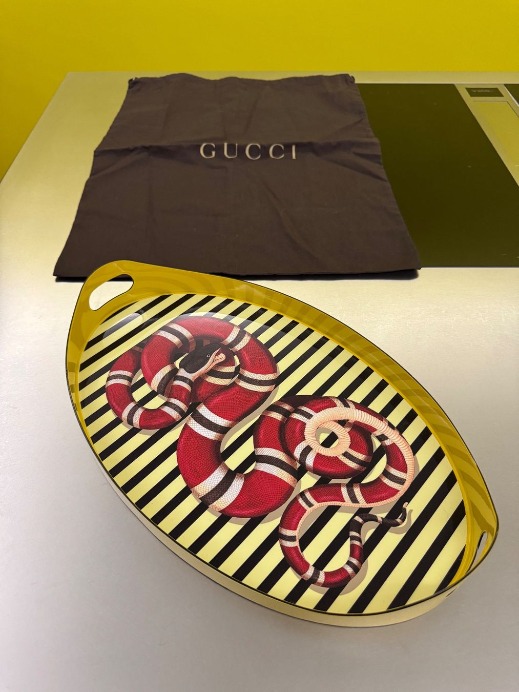 Pareti & Soffitti: Plateau GUCCI Kingsnake Oval – Nuovo (secondo la descrizione) da Fully venduto da Gaga1990 3