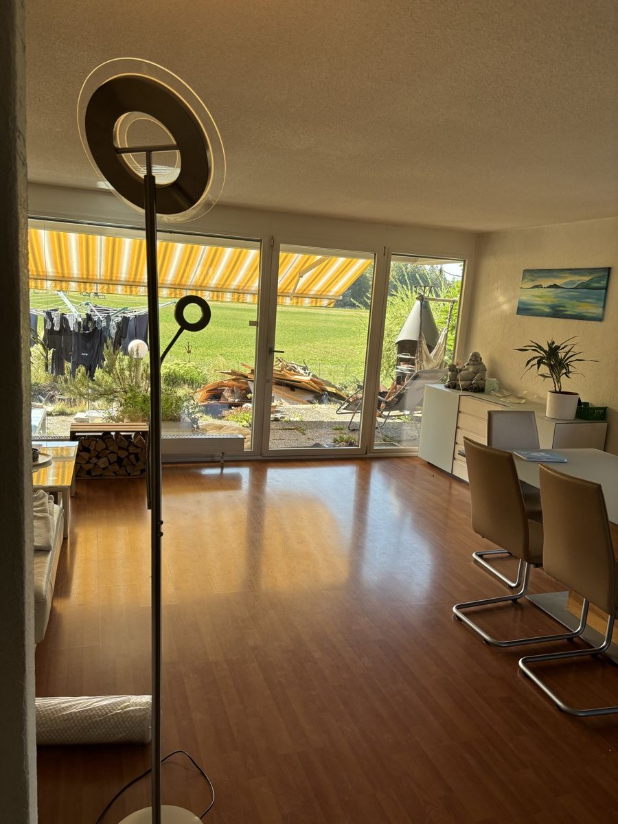 Eglo Lampade: Edle LED Stehleuchte EGLO Ring und Leseleuchte – Usato da Thierachern venduto da Coti 3