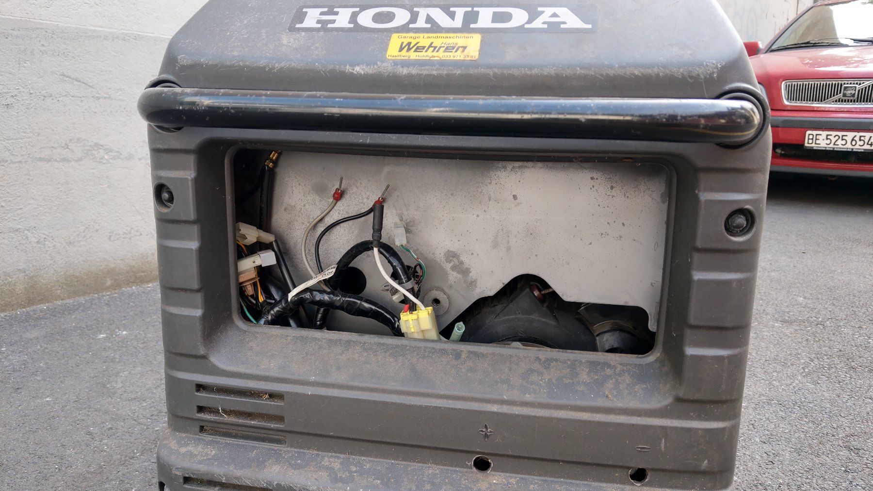 Honda Generatori di corrente: Generator Honda EU 30 is - defekt – Difettoso da Bern venduto da ksliqbe 5