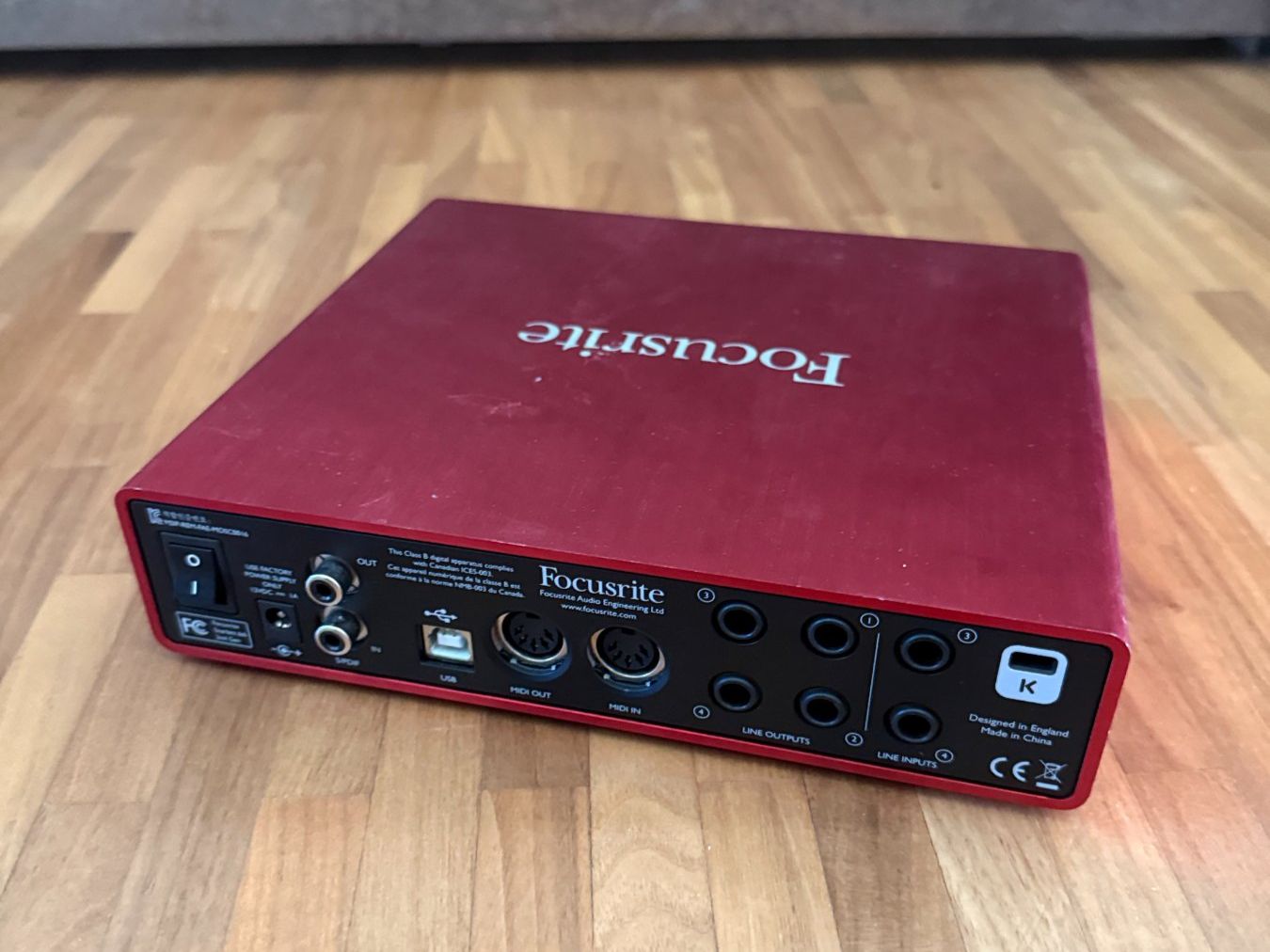 Focusrite Attrezzatura per studi di registrazione: Focusrite Scarlett 6i6 2nd Gen – USB Audio Interface – Usato da Baden venduto da jasmin_92 1