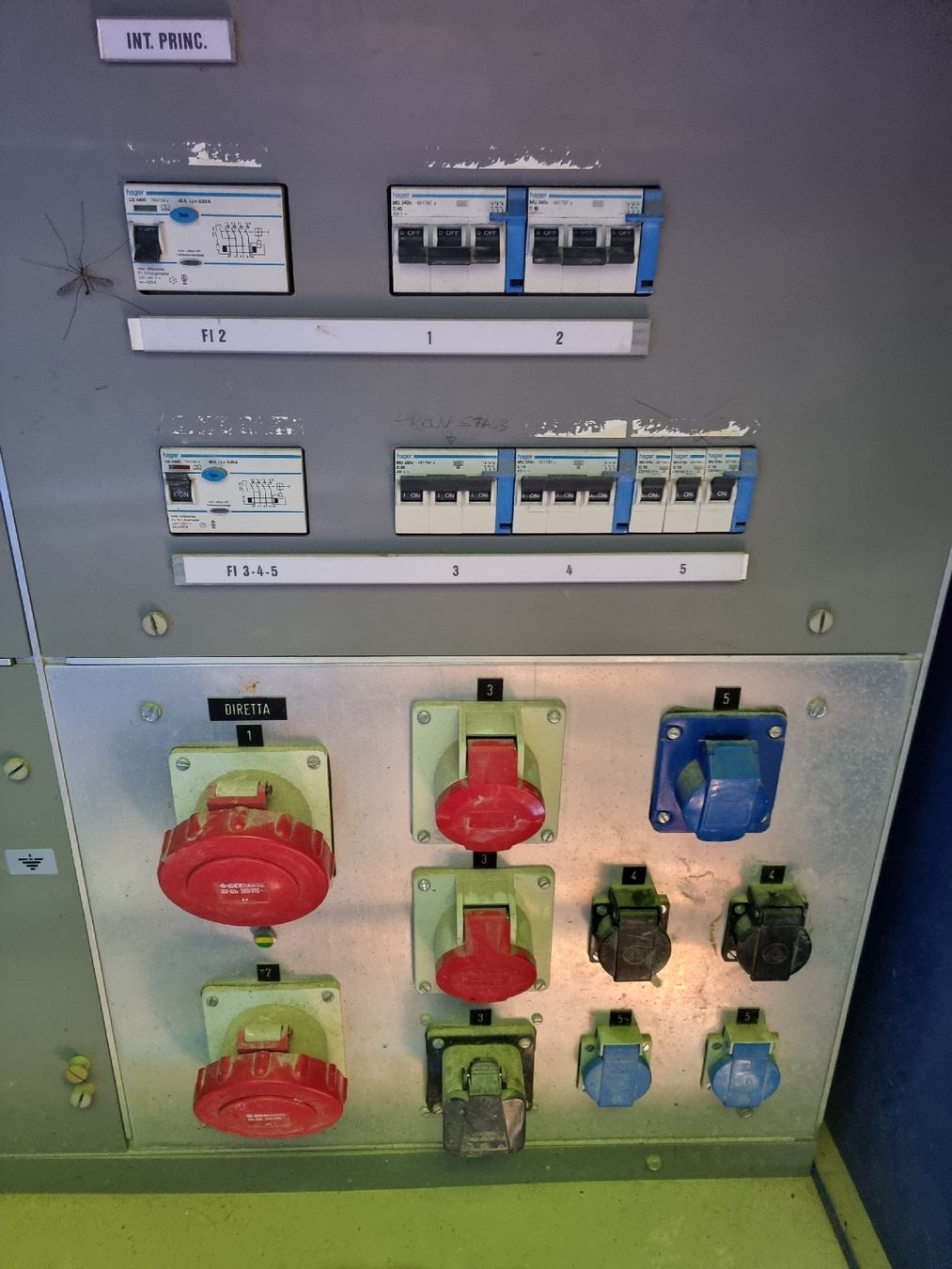 Elettrotecnica: Baustellenstromkasten - quadro elettrico da cantiere  – Usato da Sonvico venduto da thematt1 1
