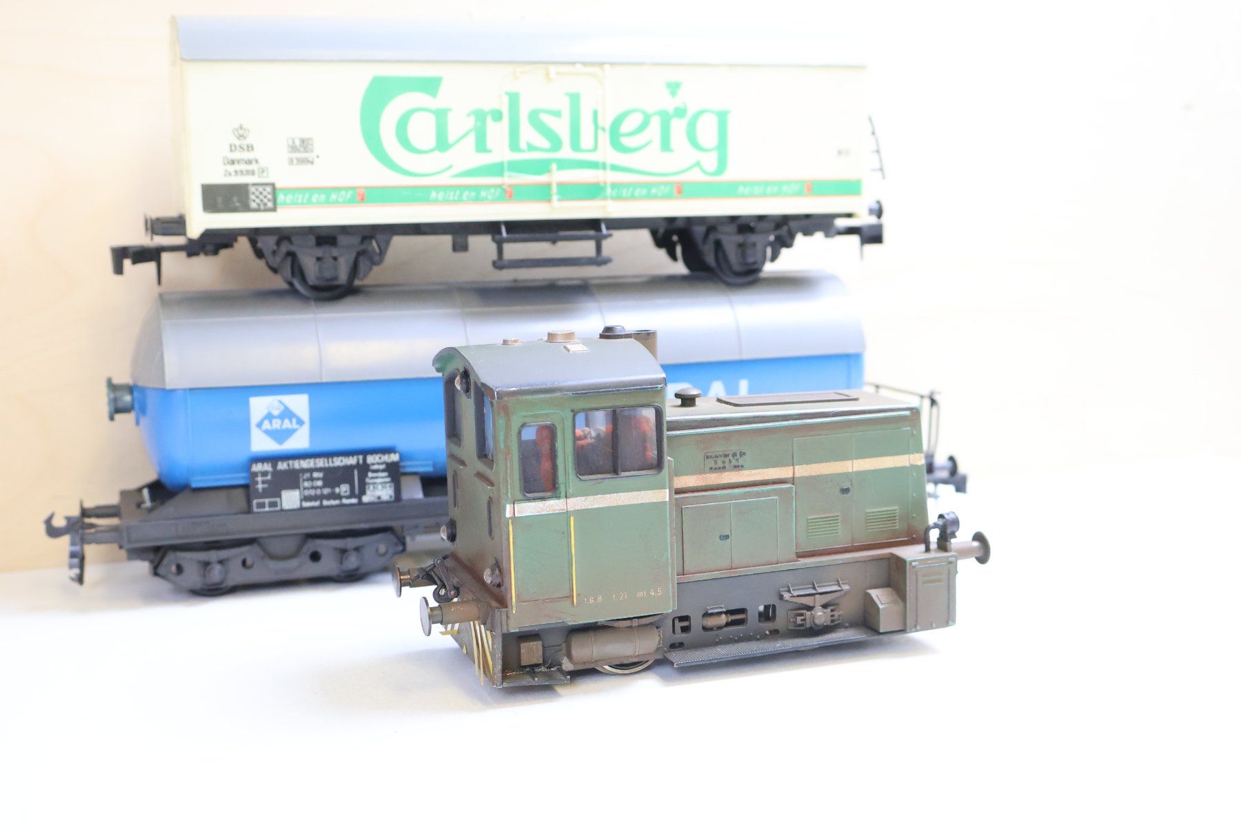 Lima Modelleisenbahnen: Lima "Gesupert" Rangierlok & Wagen Set - Spur 0 – Gebraucht aus Winterthur von Monstera 3