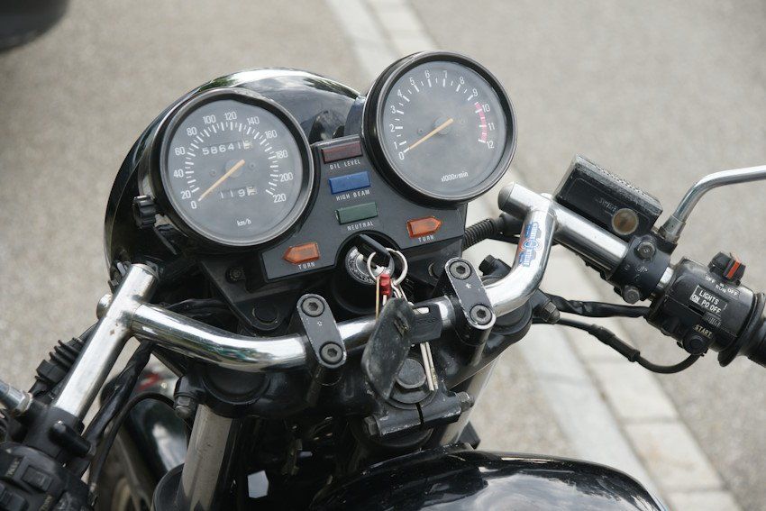 Yamaha Strada: Yamaha XJ650 Motorrad Schwarz – Difettoso da Horgen venduto da Gdorn 2