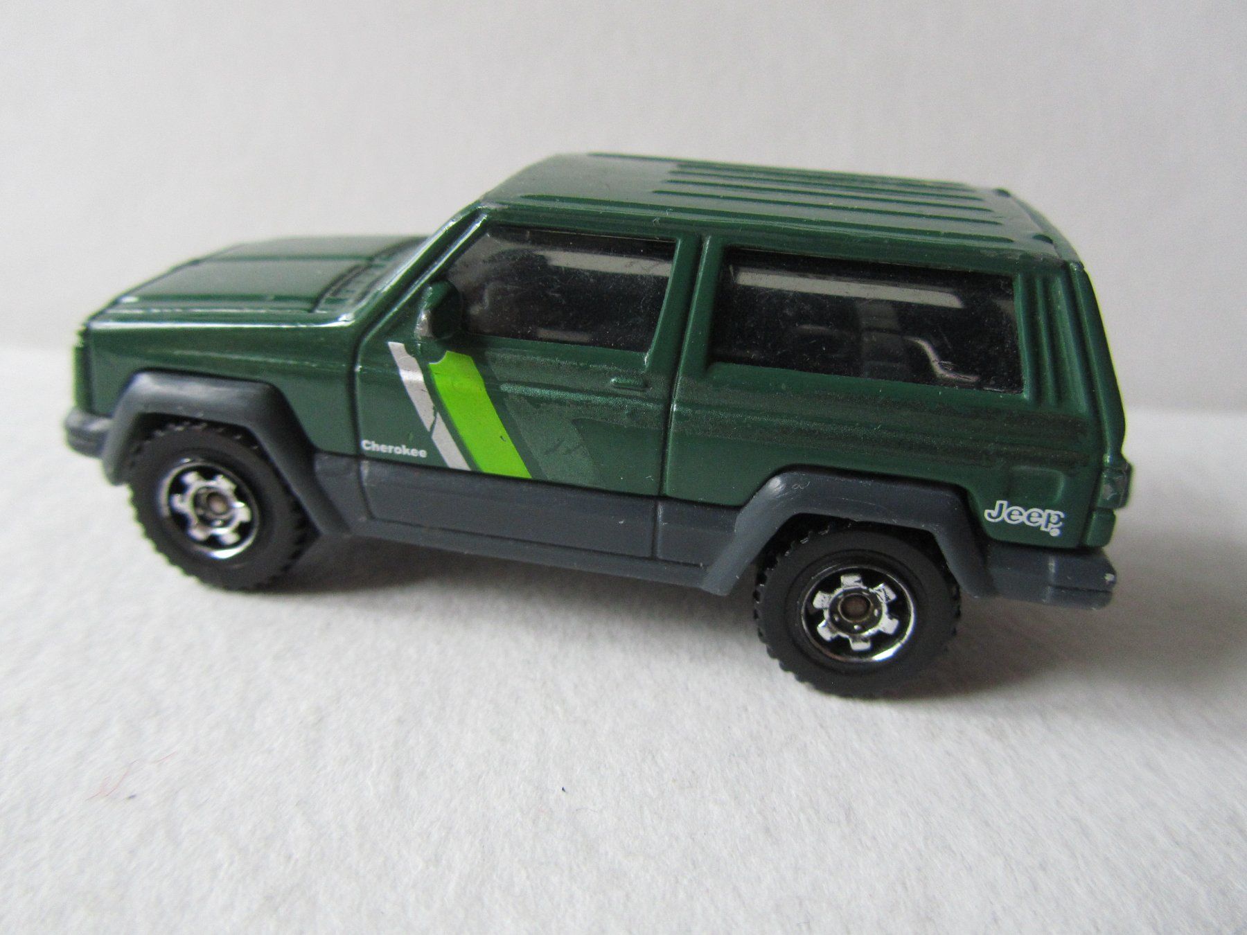 Matchbox Modellini d'auto: Jeep Cherokee, Matchbox Thailand – Usato da Weiningen ZH venduto da dietsch57
