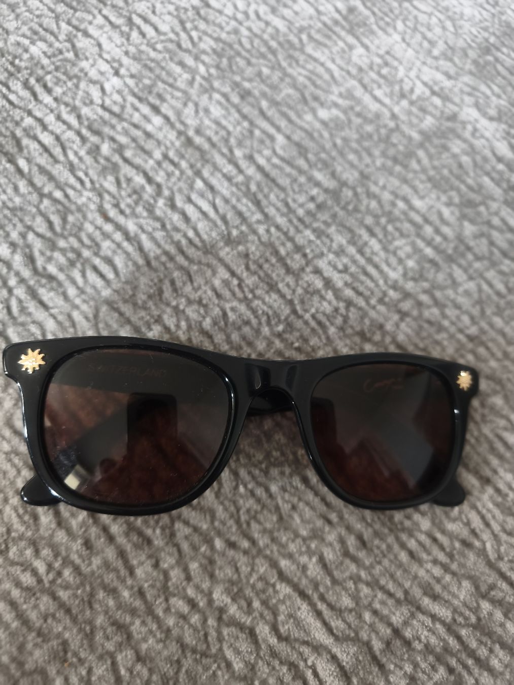 Brillen & Gläser: Sonnenbrille – Gebraucht aus Tagelswangen von son_z88g