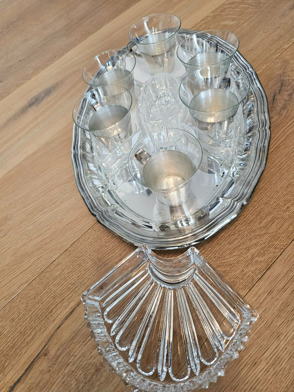 Set di piatti: Teeservice Vintage 60iger Jahre versilbert – Usato da Oetwil a.d. Limmat venduto da grisilisi 3