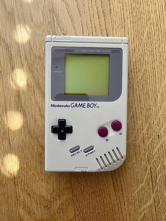 Nintendo Console: Game Boy Nintendo originale (DMG-01) – Usato da Lausanne venduto da kir_9bf8