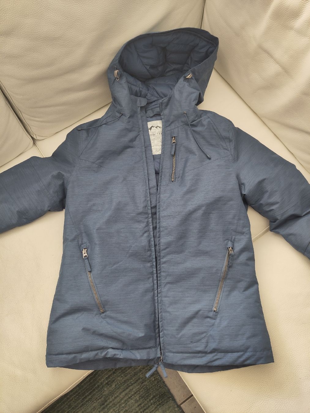 Giacche: Dicke Winterjacke Gr.36 /ca. S – Usato da Knonau venduto da JaSchoGuet