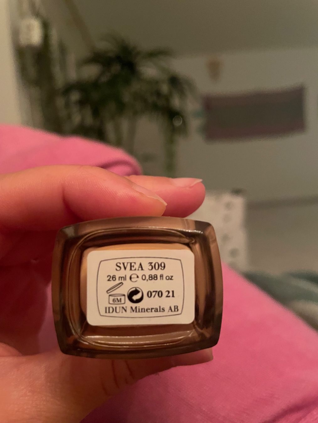 Make-up: IDUN Foundation – Usato da Uitikon Waldegg venduto da Mimi_Capoeira 2
