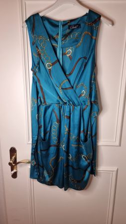 Schickes Sommerkleid von Closet, Grösse 34/36, Top Zustand
