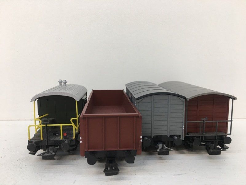 Liliput Modellini di ferrovie: Spur H0, Liliput SBB verschieden Güterwagen – Usato da Büsserach venduto da ModellbahnDepot 4