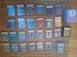 Blauäugig- Deck + Blauäugig- Zauber/Fallen/Monsterkarten