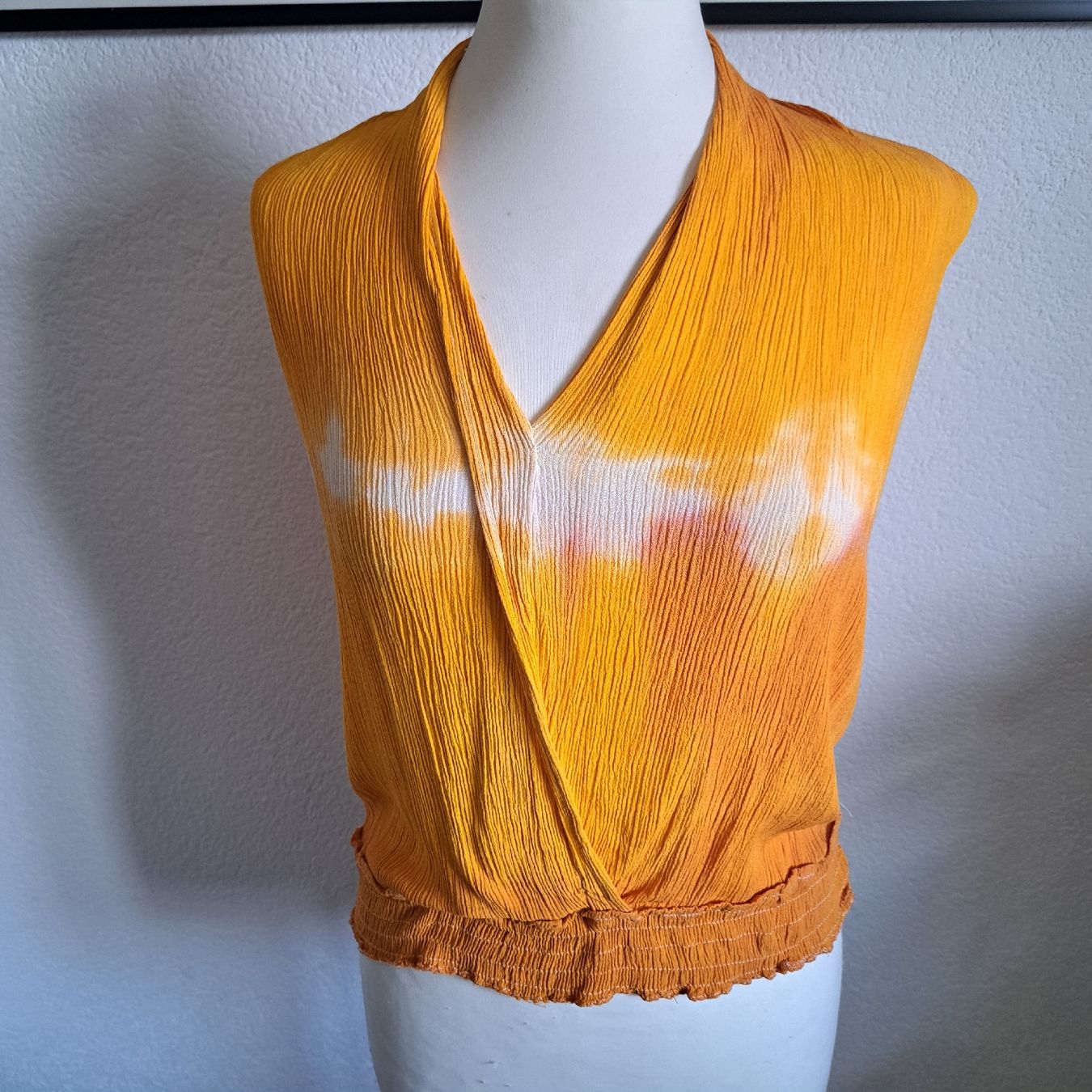 T-Shirts: Batik Shirt in Senfgelb Gr.S – Gebraucht aus Kriegstetten von Jakasi
