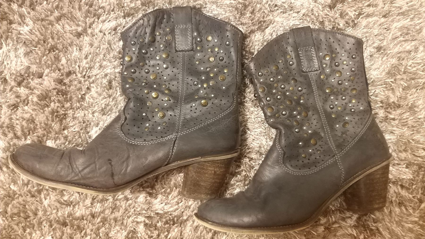 Scarpe da donna: Stiefeletten mit Glitzernieten in dunkelblau – Usato da Niederhasli venduto da Goodquality 4