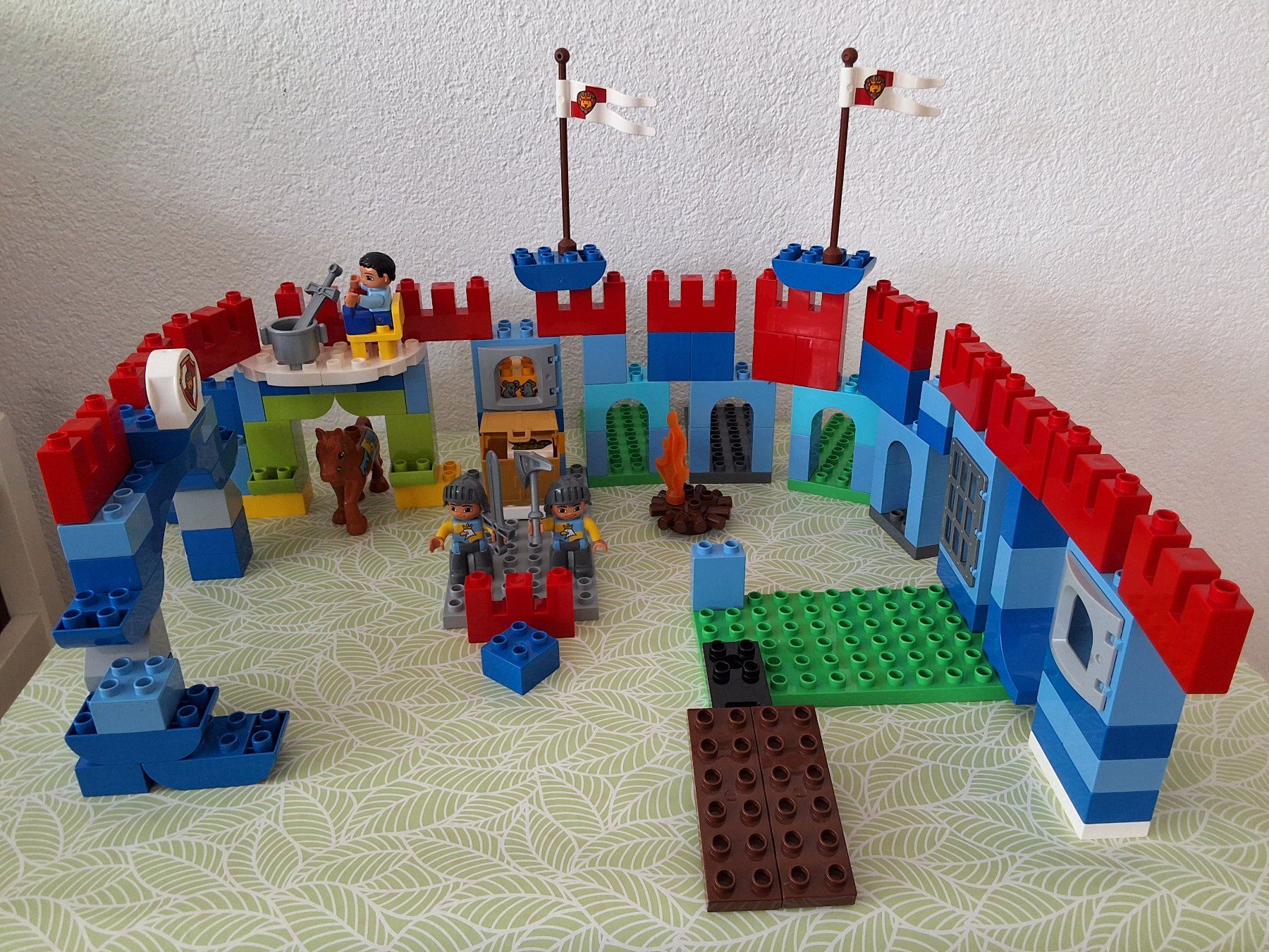 Lego Giocattoli: Lego Duplo Burg – Usato da Liebefeld venduto da moony4blue 3