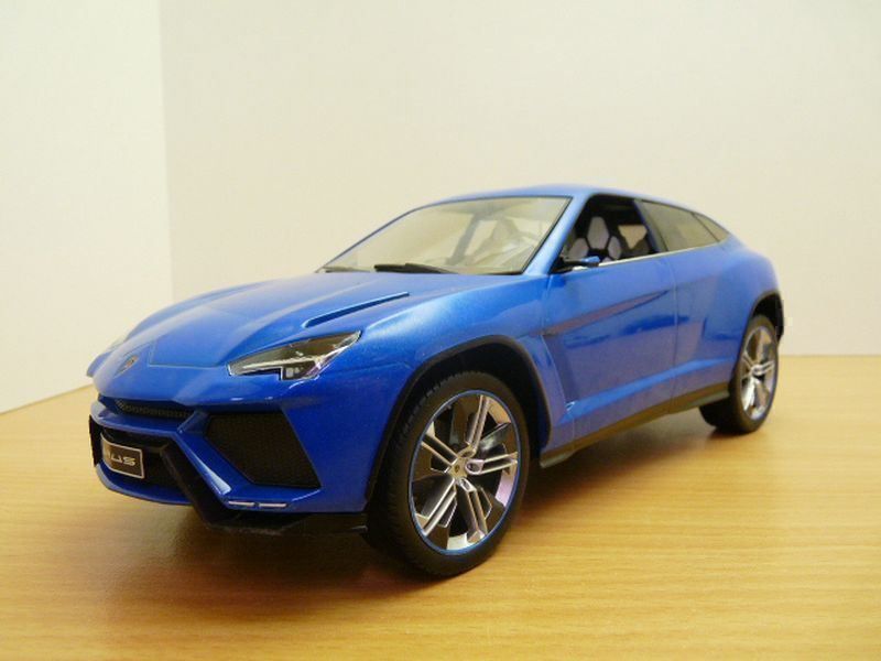 Lamborghini Modellini d'auto: Lamborghini Urus Concept Car 2012 Auto China Peking dunkel – Nuovo e nell'imballaggio originale da Gerlafingen venduto da espero88 5