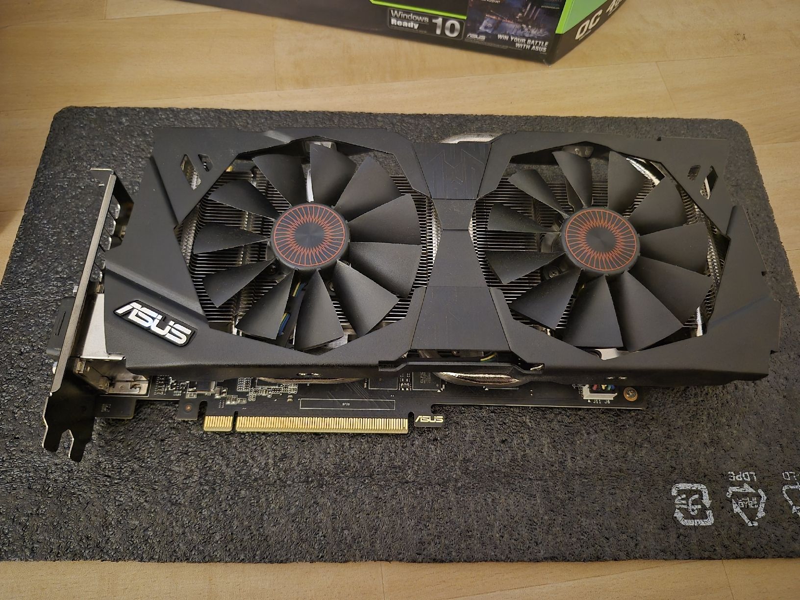 Asus Cartes graphiques: Asus Geforce 970 GTX Direct CU II – D'occasion à Dielsdorf par BARDARRU 1