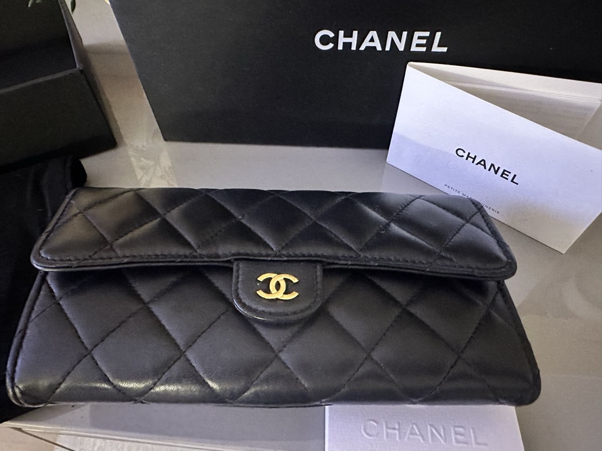 Chanel Portamonete: Chanel Long Wallet – Usato da Frümsen venduto da Swissline90 5