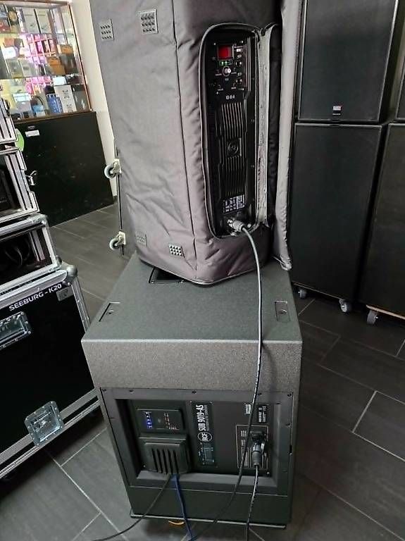 RCF Casse acustiche: RCF High-End Beschallungsanlage – Usato da Schlieren venduto da Basscenter 4
