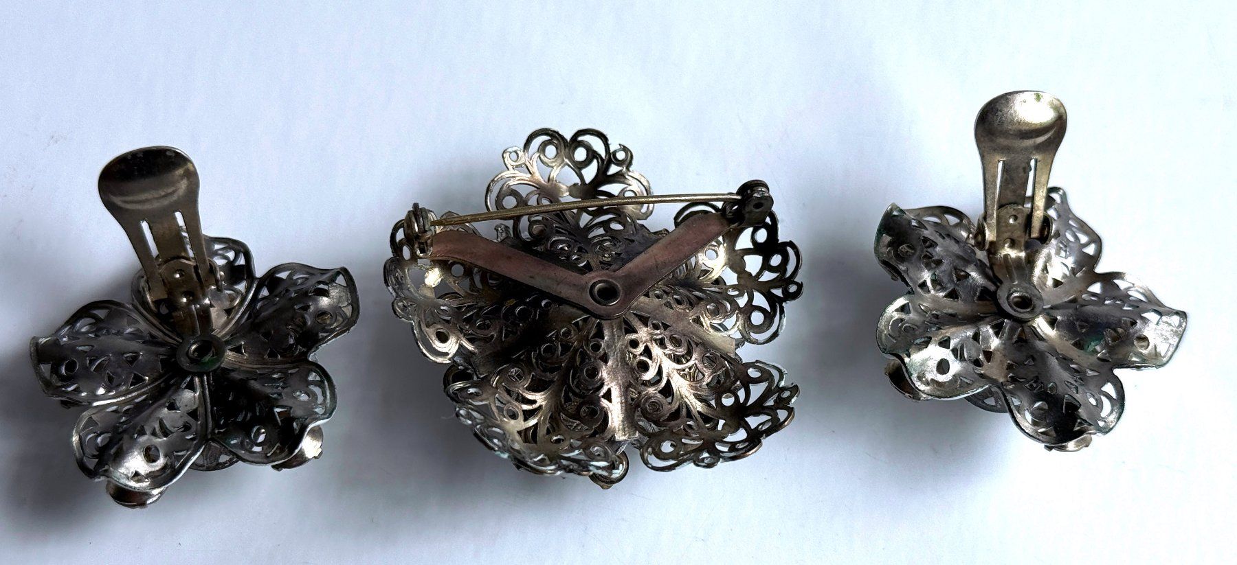 Altri gioielli: Vintage-Schmuckset aus Brosche und Ohrclips***** – Usato da Dübendorf venduto da Orchid18 3