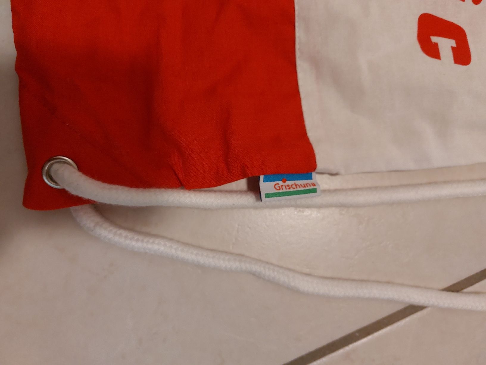 Zaini: Minipic Turnbeutel / Rucksack - Kult Schweizer Marke - neu – Nuovo (secondo la descrizione) da Büttikon AG venduto da lca_v7pb 2