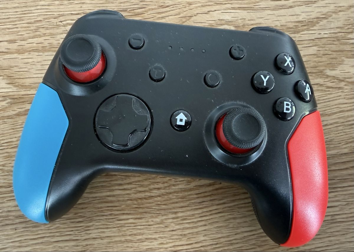 Nintendo Consoles: Nintendo Switch Controller – D'occasion à Schlierbach par Deepblue76