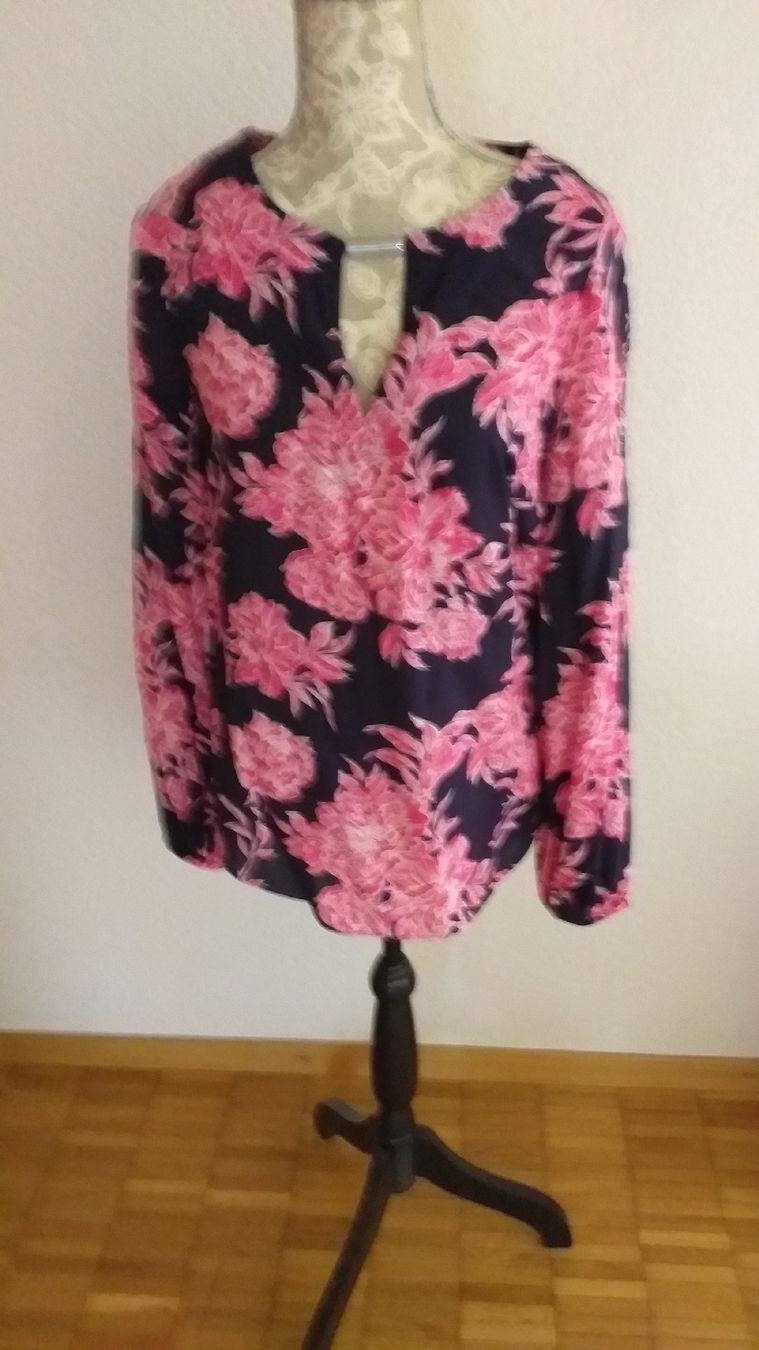 Chemisiers: Ashly Brooke  Bluse – D'occasion à Wünnewil par 04Blume