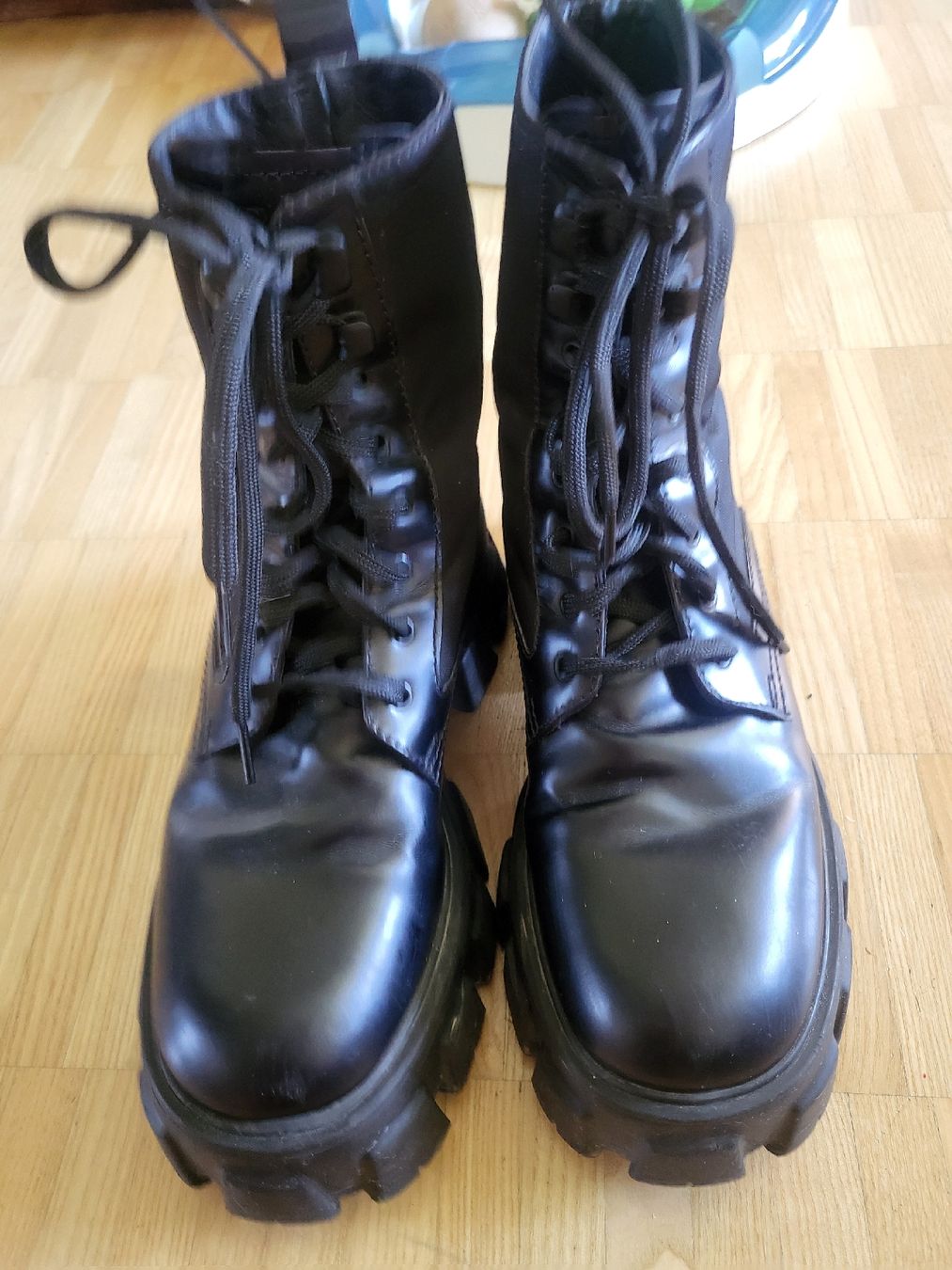 Scarpe da donna: Schwarze Prada Stiefel – Usato da Jona venduto da ramona024 1