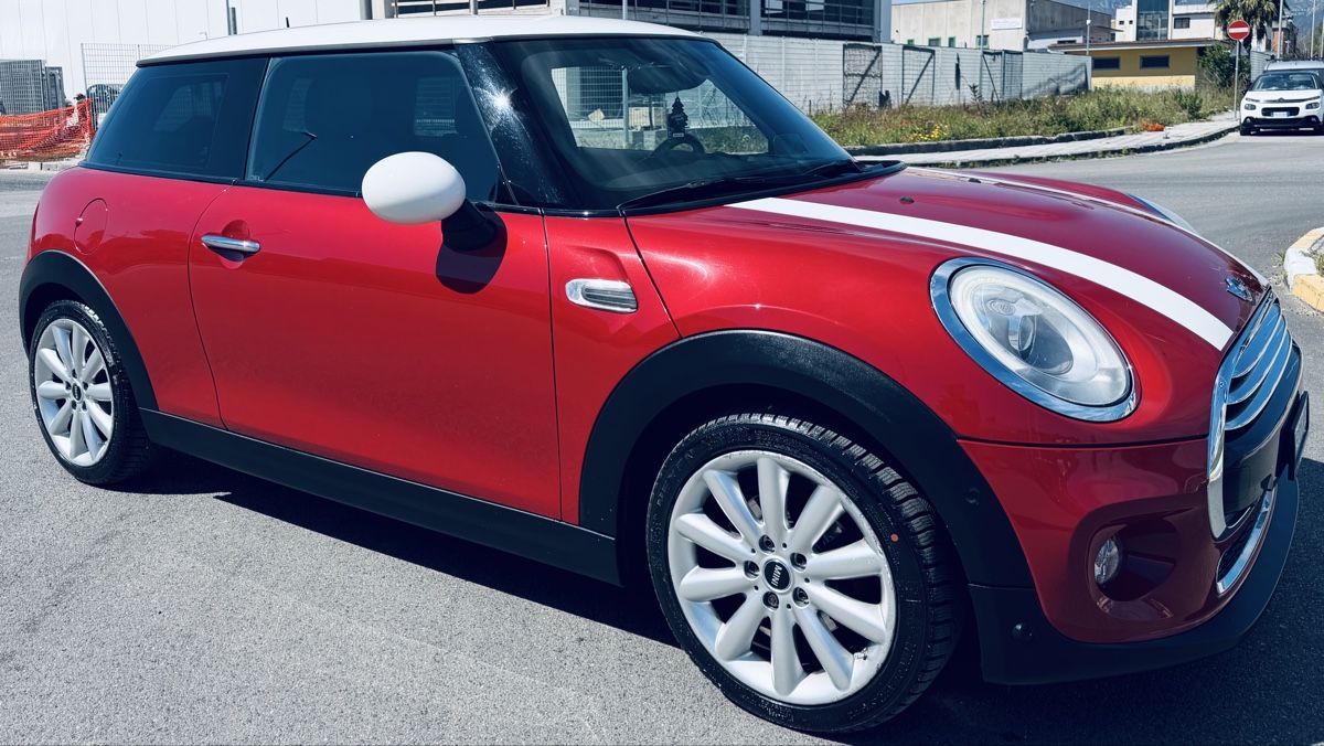Mini Autos: Mini Cooper 1.5D Automatica!  – D'occasion à Gordola par fab_mgb2 2