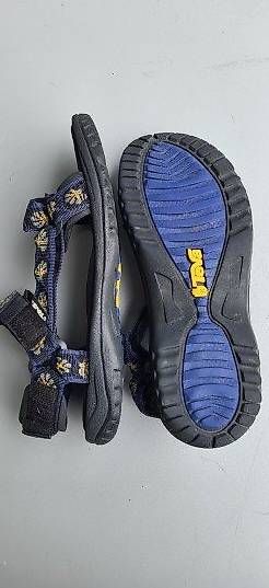 Teva Damenschuhe: Teva Sandalen Gr. 38 – Gebraucht aus Duggingen von lot-of-fun 1