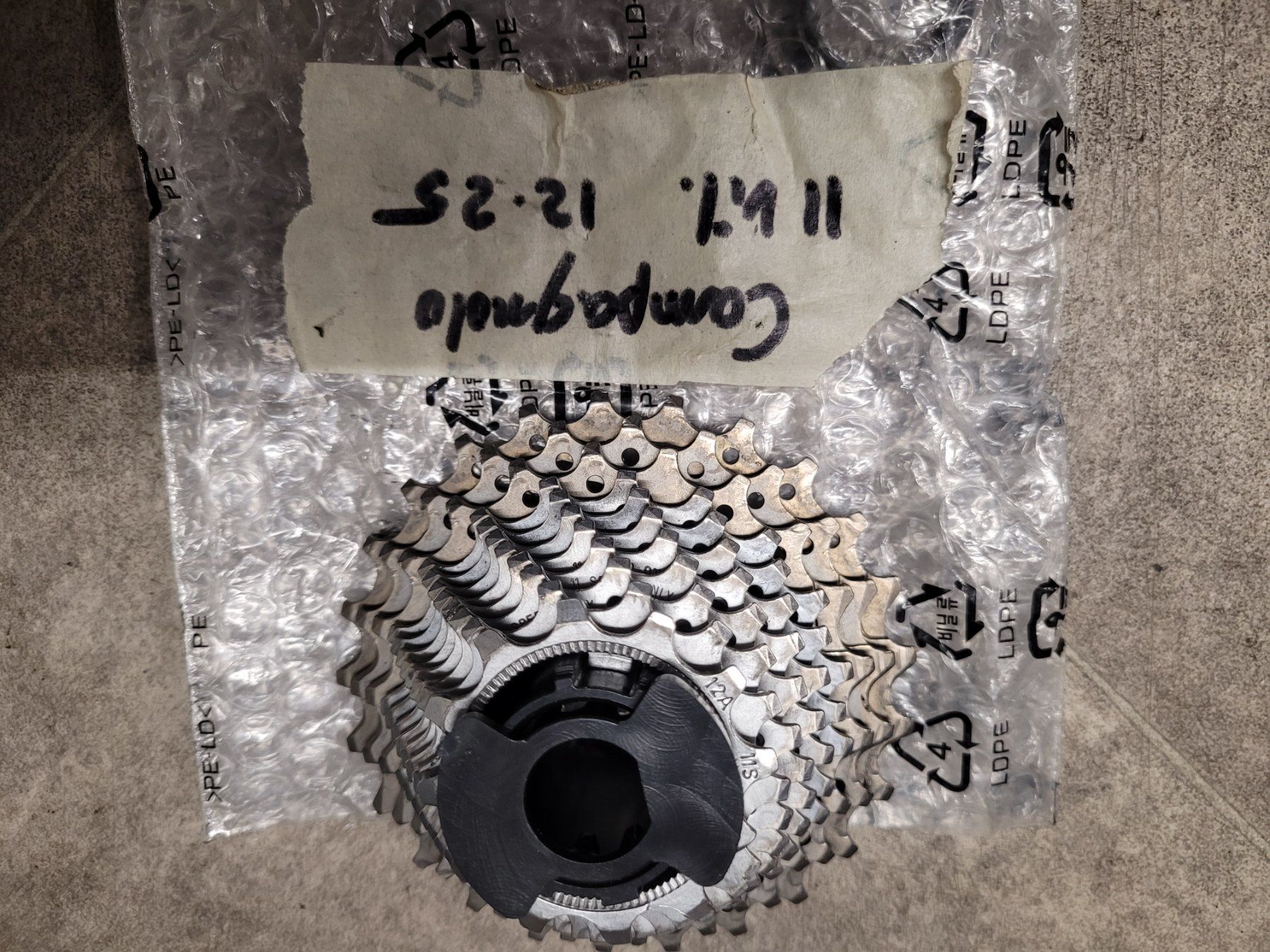 Campagnolo Pezzi di ricambio: Cassette Campagnolo Neuve – Nuovo (secondo la descrizione) da Montreux venduto da scotti1968 1