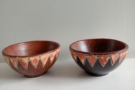 2 kleine Keramikschalen, handbemalt, Dekorativ & Praktisch