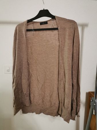 Zara Strickjacke Damen Gr. M beige