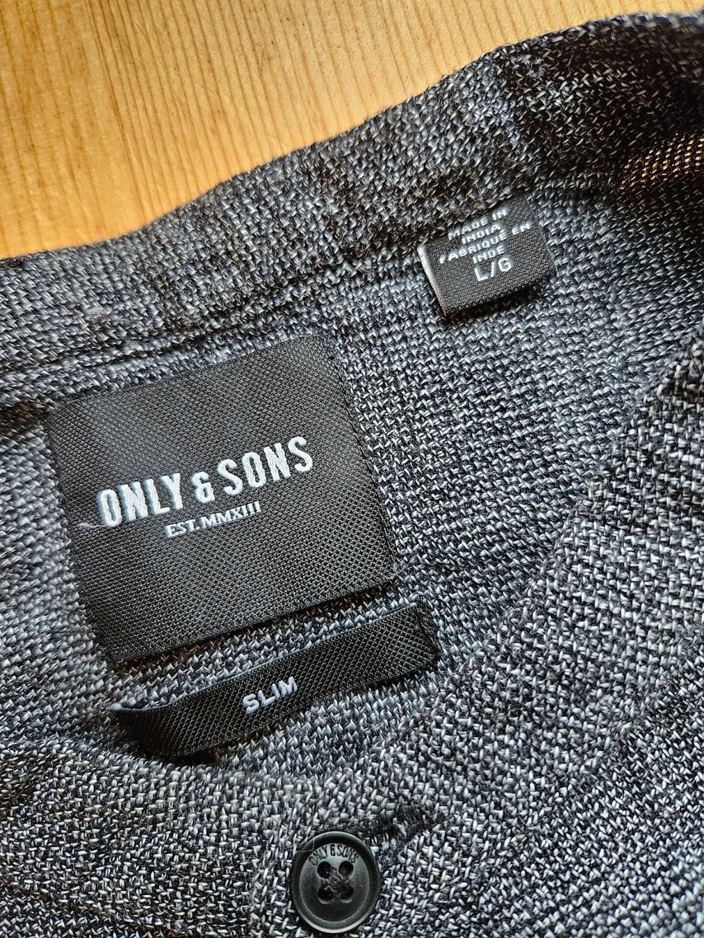Camicie: Hemd Only & Sons Grösse L Slim – Usato da Hägglingen venduto da United-Village-Trade 3