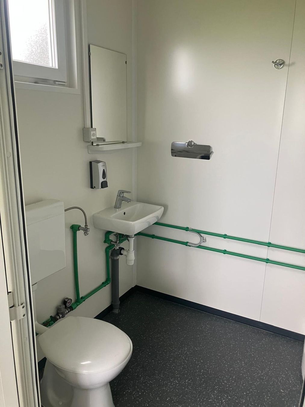 Conteneurs de construction: Container, Wohncontainer, Provisorium, tiny house – D'occasion à Galgenen par contdeluxe 4