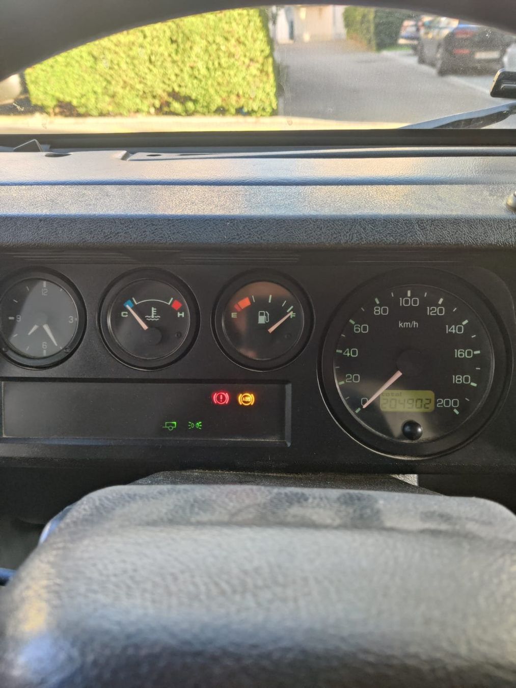 Land Rover Automobili: Land Rover Defender TD5 Overlander – Usato da Horgen venduto da noa_2dsd 4