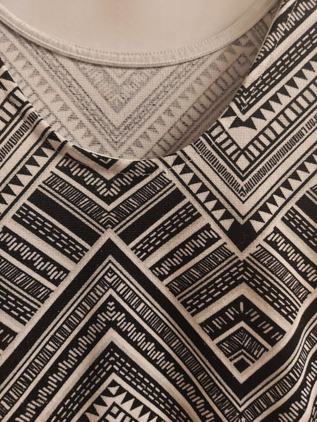 H&M Kleider: Schwarz weiss Sommerkleid – Gebraucht aus Dietikon von Miakitty 1