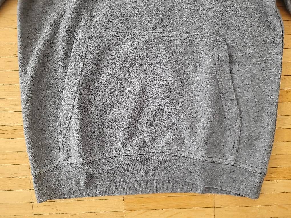 Nike Pullover & Sweatshirts: Nike Pulli anthrazit Gr. XS – Gebraucht aus Wettingen von okatiki 3