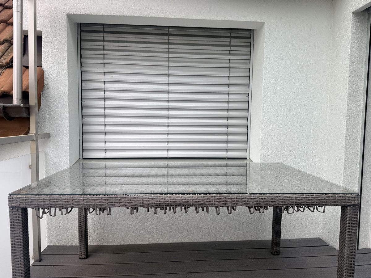 Tavoli: Balkontisch / Gartentisch mit Glasplatte – Usato da Einsiedeln venduto da important__ 3