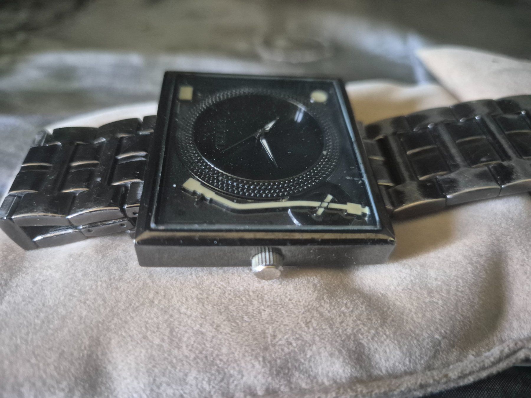 Orologi: DJ turntable FLUD Watch – Usato da Essertes venduto da onezoneplay 2