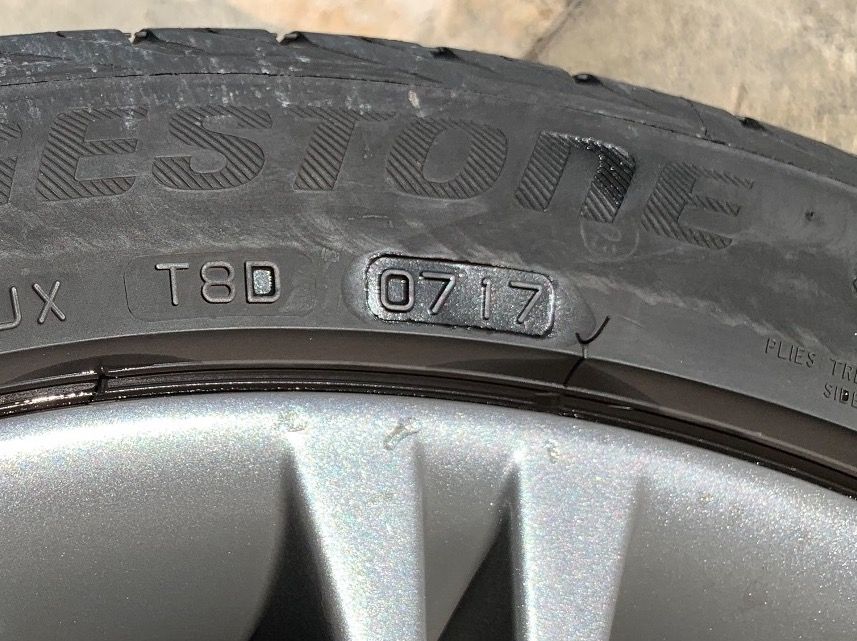 BMW Cerchioni: 4 Alufelgen mit Sommerpneu (BMW - E60) – Usato da Nidfurn venduto da cejeisda 3