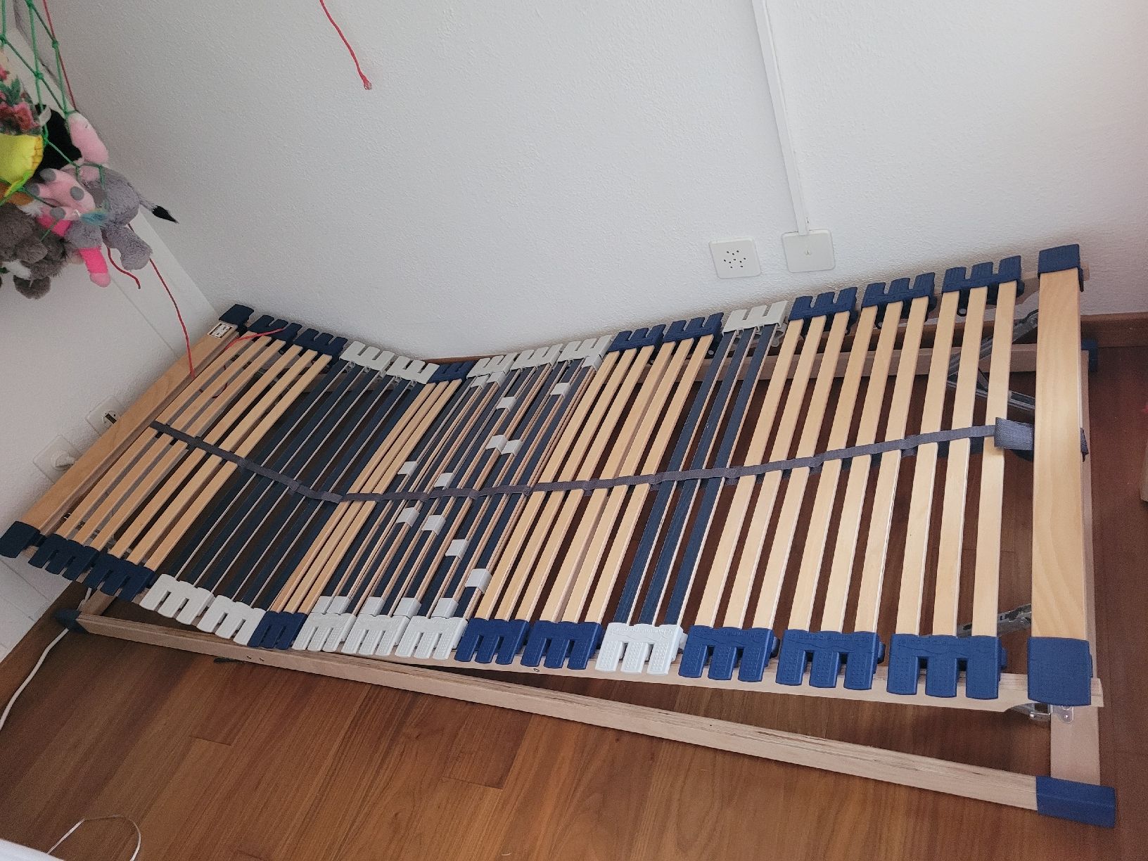 Reti a doghe: Lattenrost verstellbar 80x200cm Schlummerparadies – Nuovo (secondo la descrizione) da Schlattingen venduto da elfuntiko 1