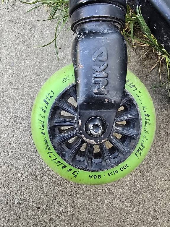 Scooters: Scooter NKD – Gebraucht aus Hombrechtikon von fre_p7q9 2