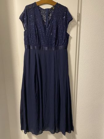 Elegantes Damenkleid Gr.52
