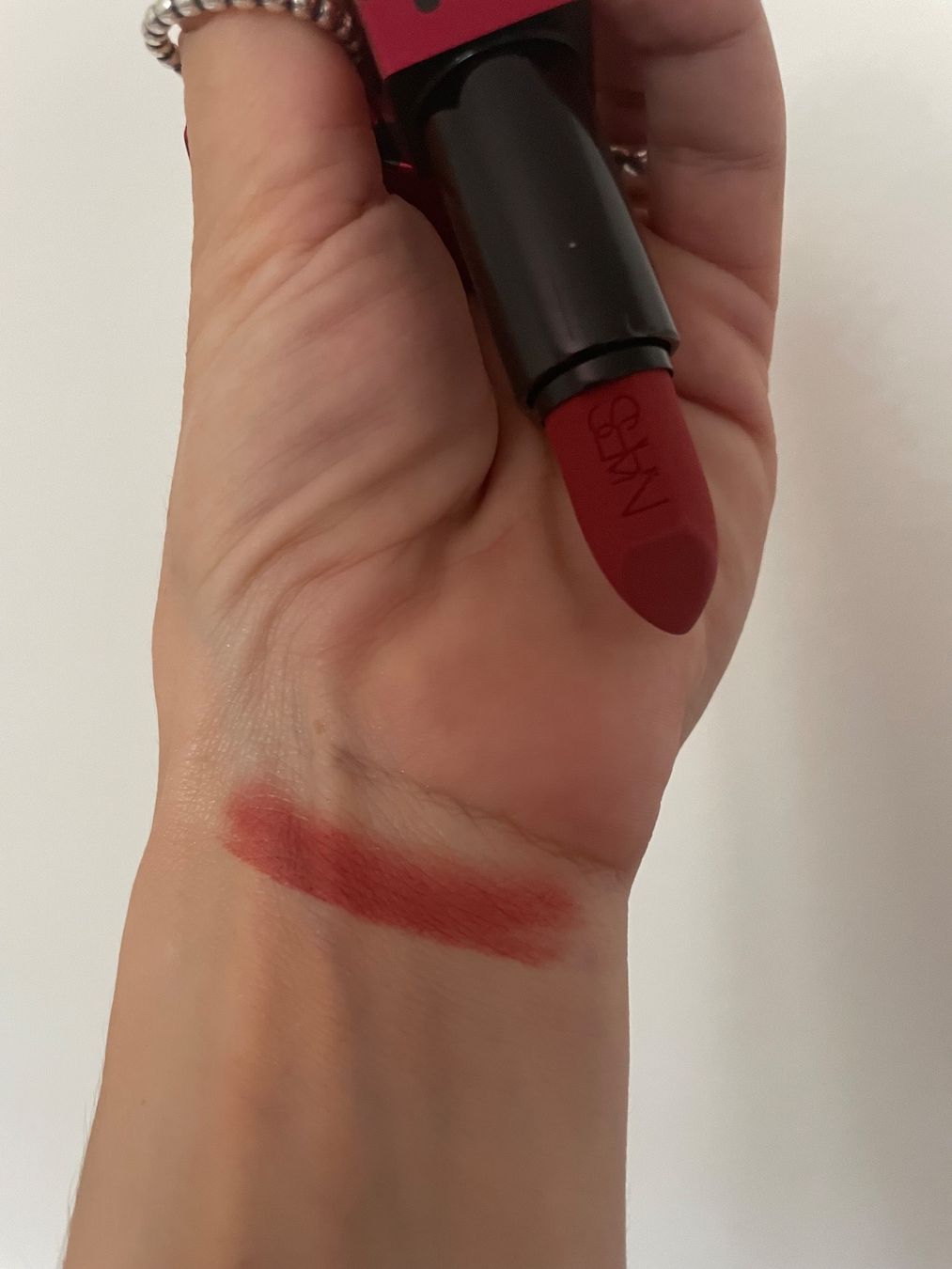 Nars Make-up: Nars Limitierter Claudette Audacious Sheer Matte Lipstick – Gebraucht aus Zürich von deruja 1