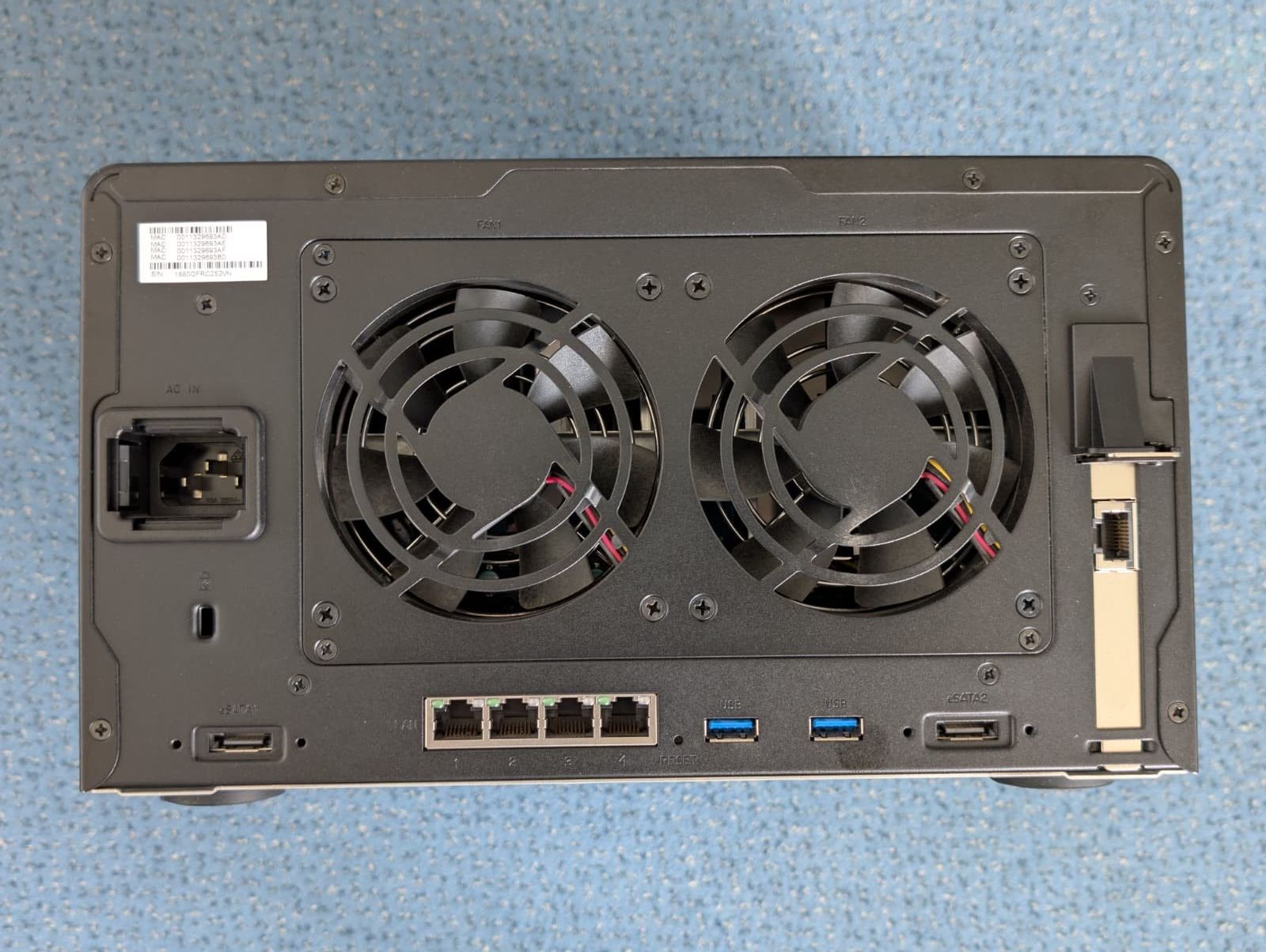 Synology Server: Synology DS1618+ – Usato da Obfelden venduto da mar344 1