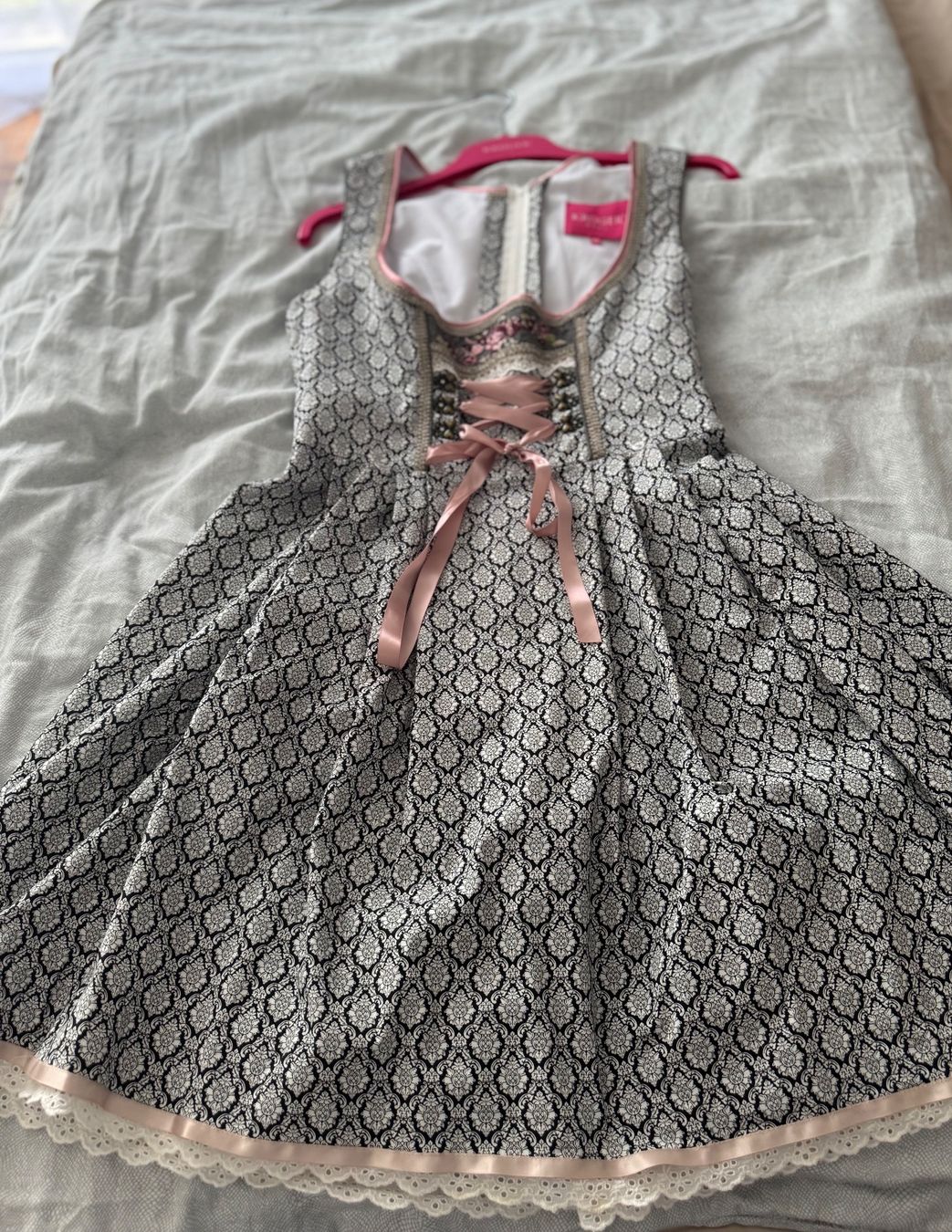 Krüger Robes: Dirndl Krüger Madl Grösse 40 – D'occasion à Uitikon Waldegg par jack264 4