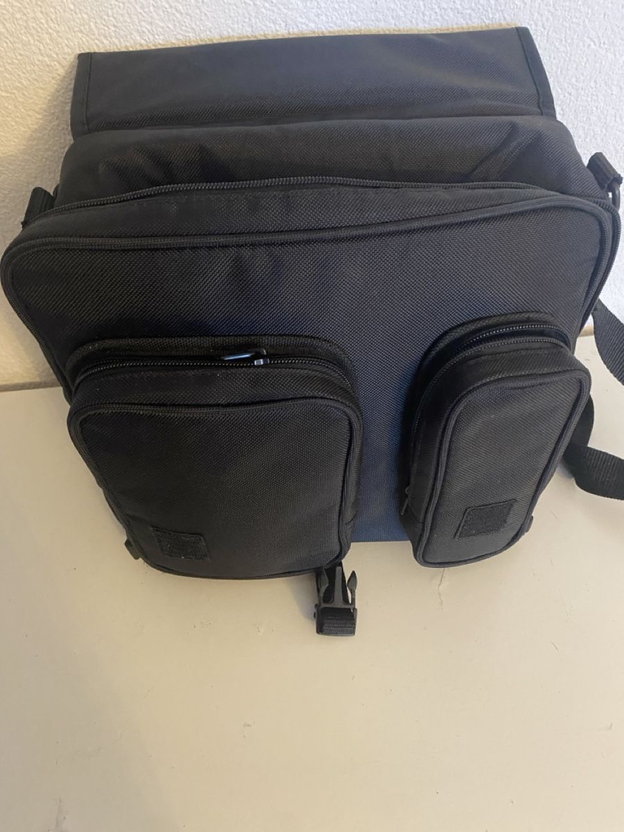Taschen: Kamera Tasche – Gebraucht aus Leibstadt von Shopcity 1